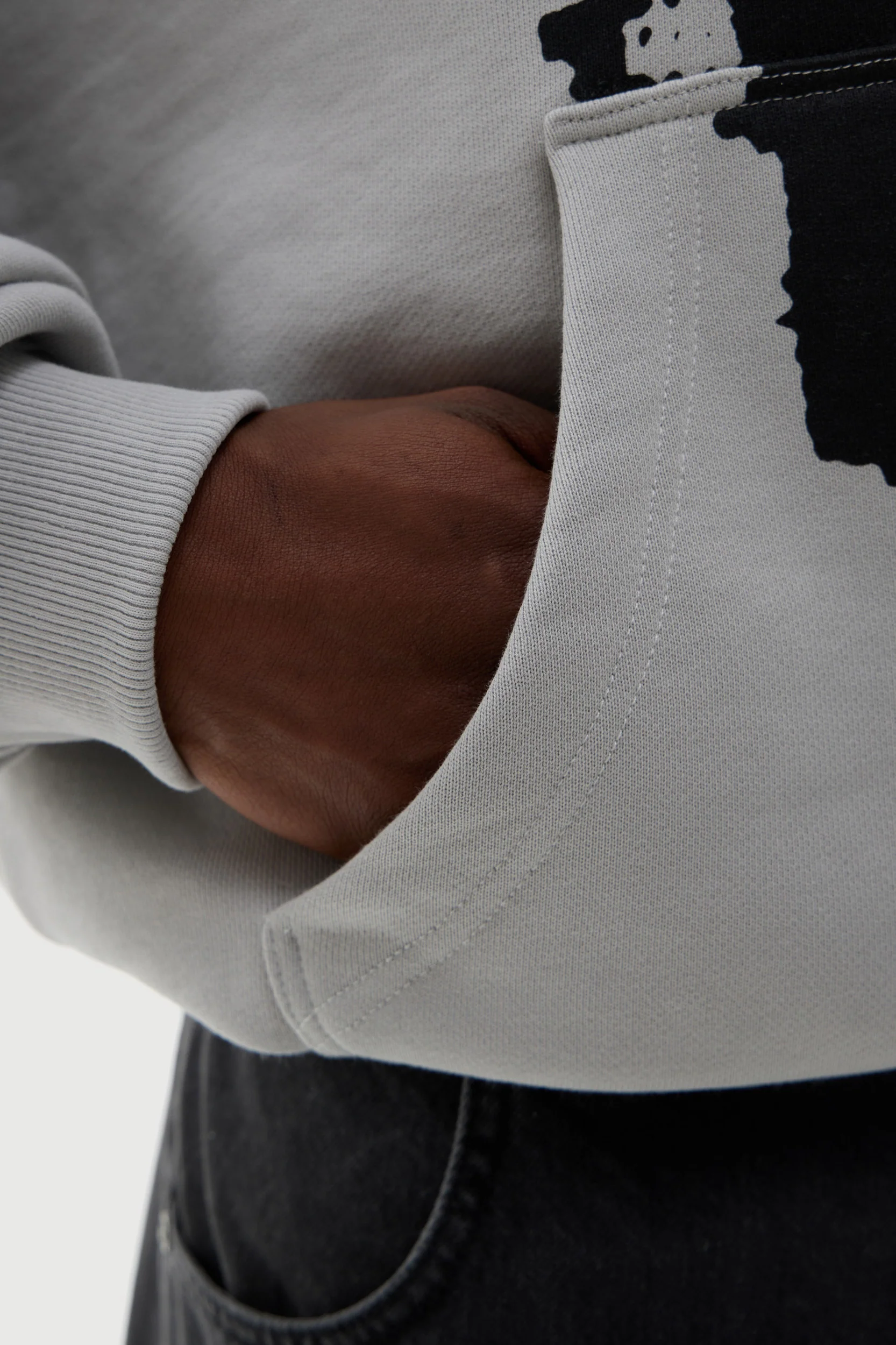 CONNECTIVITY HOODIE GREY - Image 5