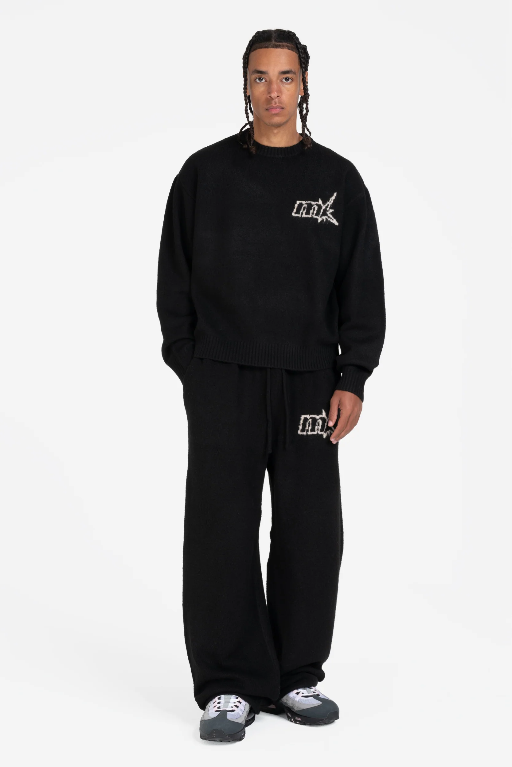 FUZZY KNIT SWEATER BLACK - Image 3